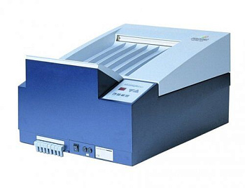 КАРАТ НЕВА 35 автоматическая проявочная машина для мобильного применения